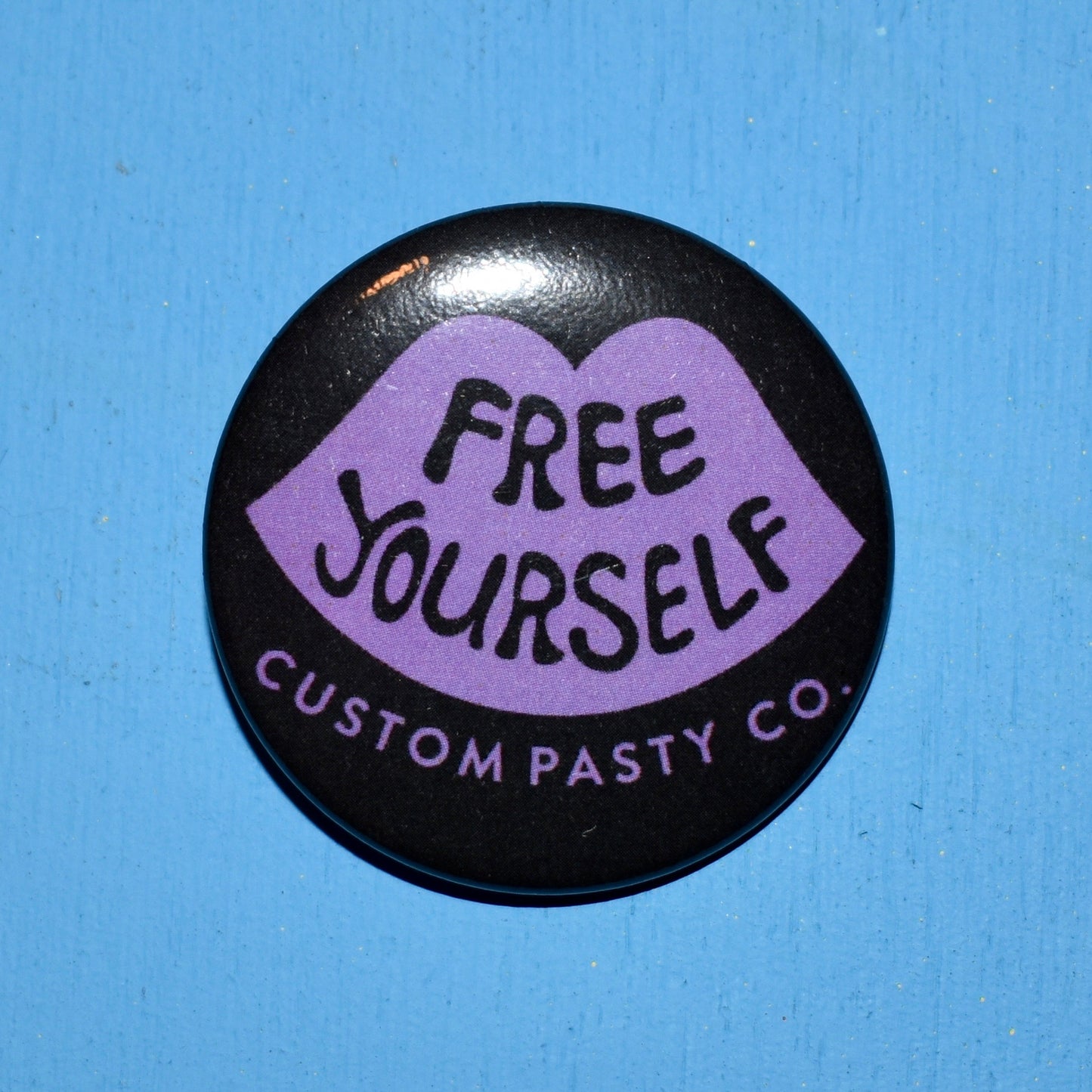 Logo Pin
