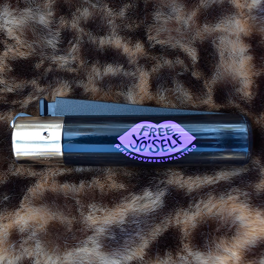 Free Yo’self Clipper Lighter